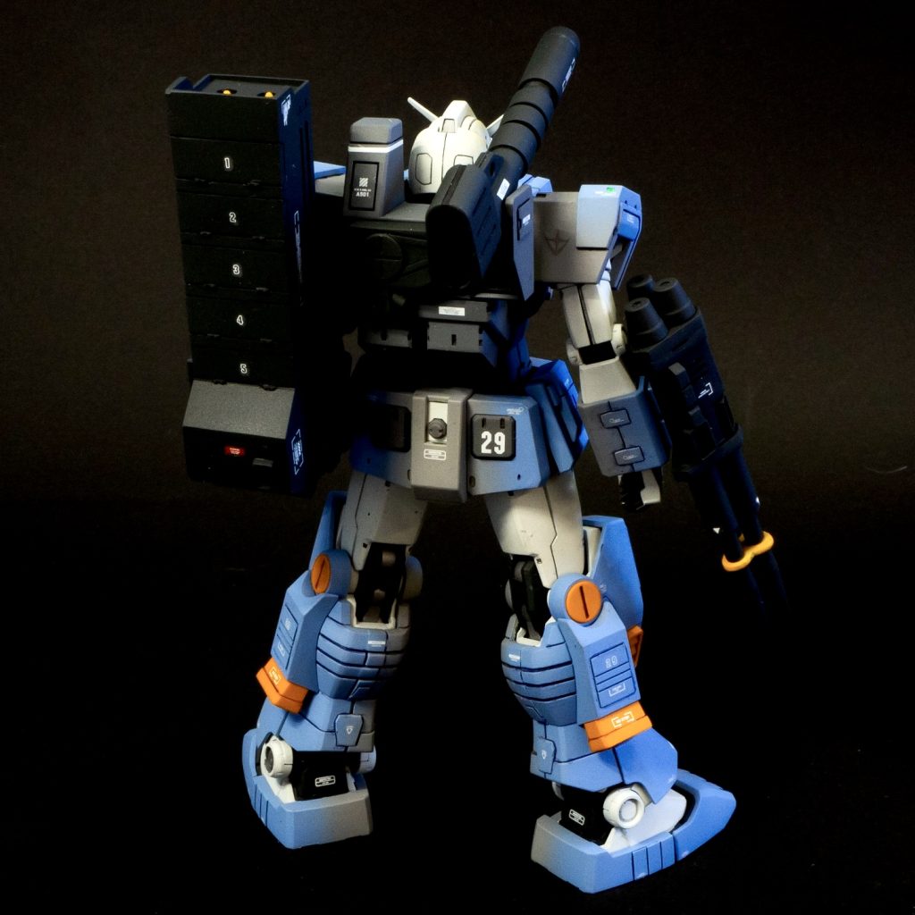 塗装は毎度の様に水性アクションエマルジョン塗料のファレホを使っています。