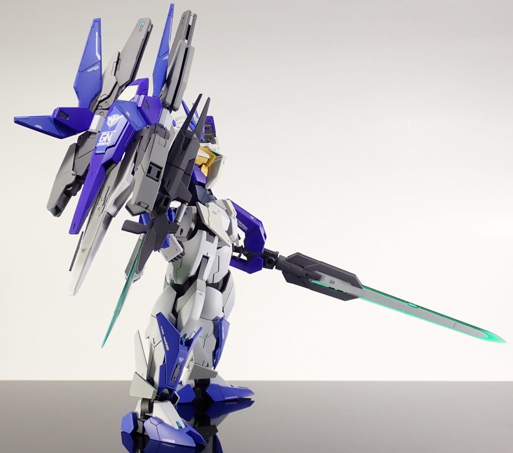 GNシールドにはソードビットの代わりにメビウスのライフル・キャノンを取り付けられるよう加工しました。