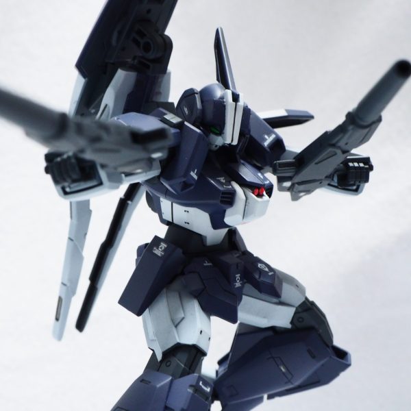 アデル・バレット