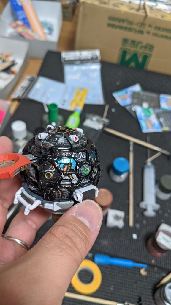 筆塗りにて、内部塗り分け