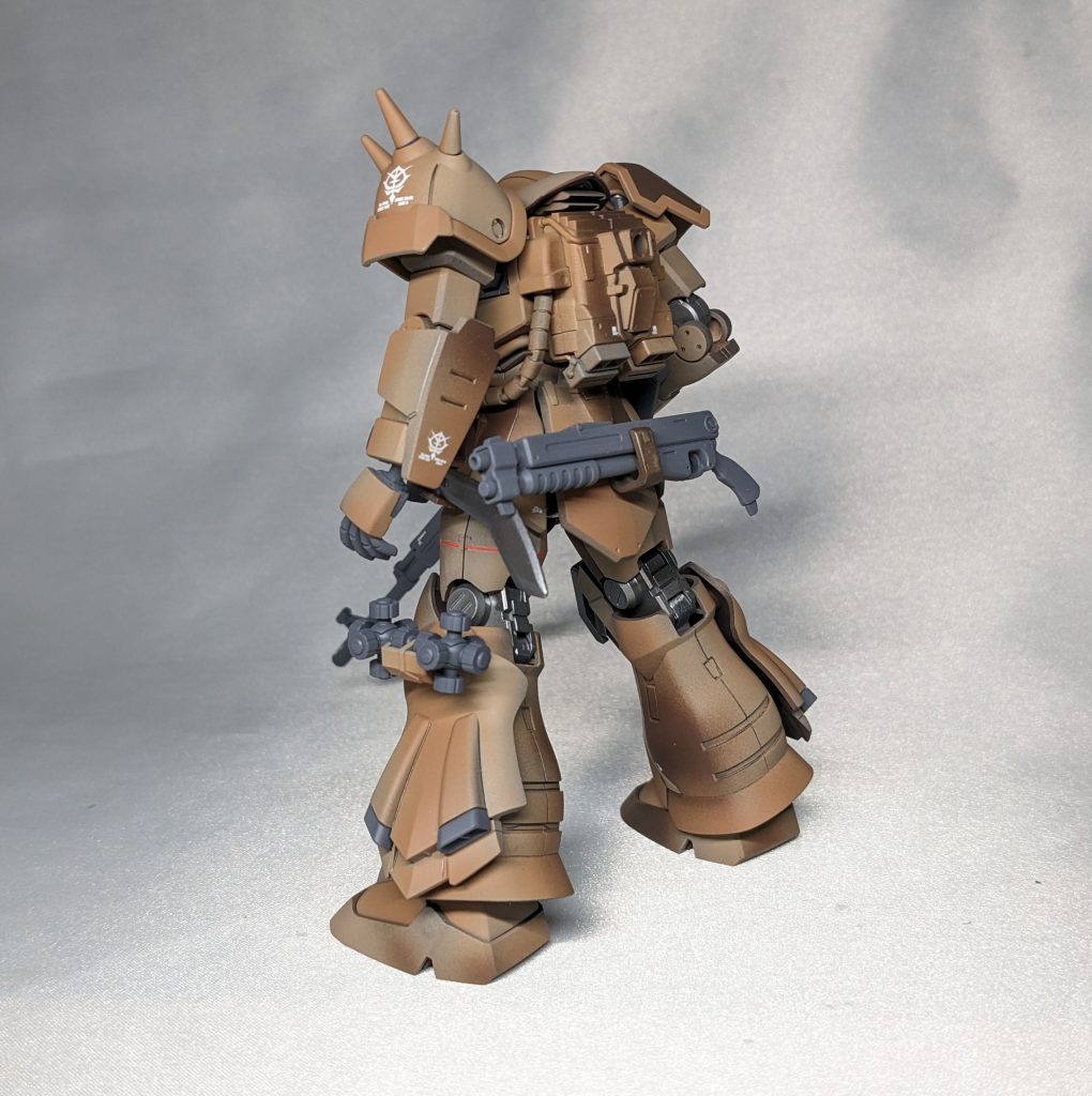 初めての迷彩塗装でしたがまぁまぁうまく行きました😄