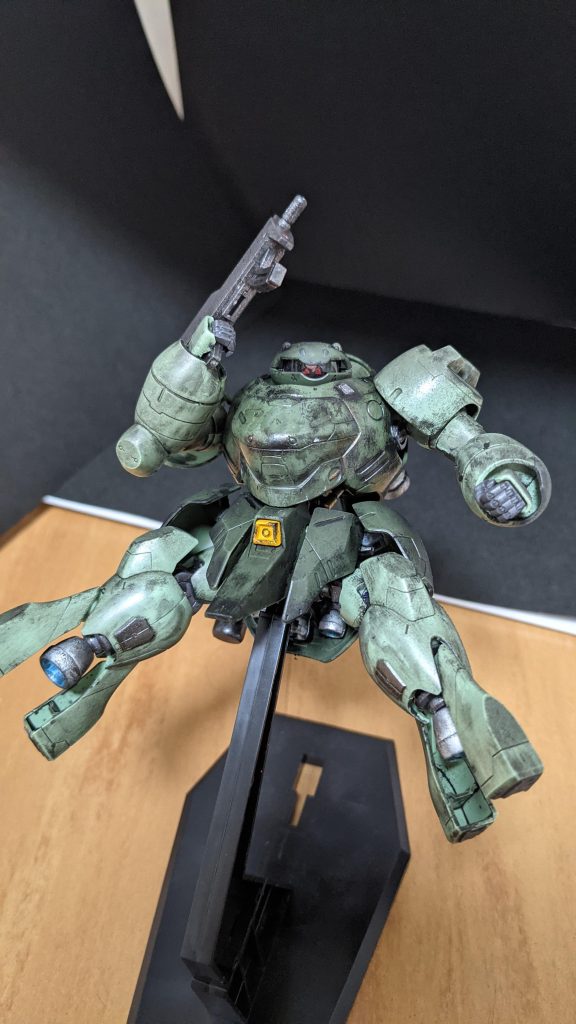 短時間で制作した為、部分塗装と、ウォッシング、ウェザリングのみです。