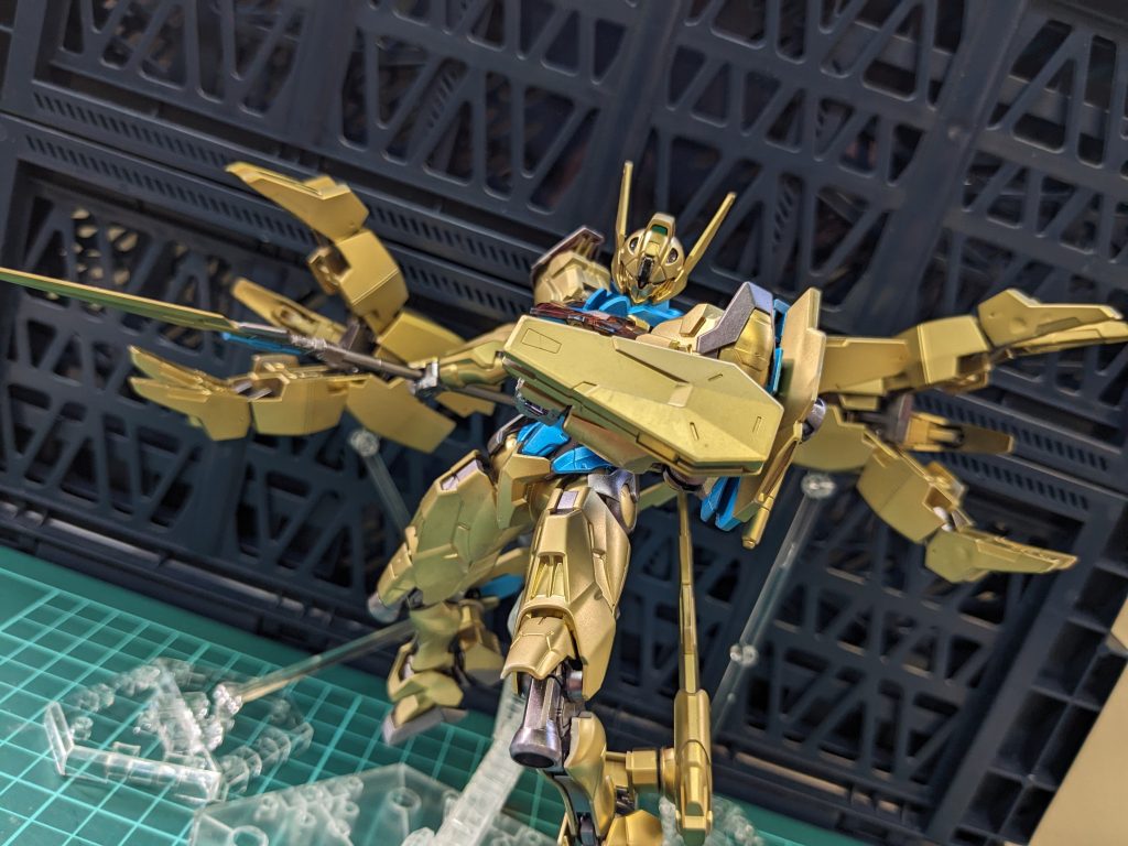 ビットオンで。バックパックではなく、本体に全部載っかります。