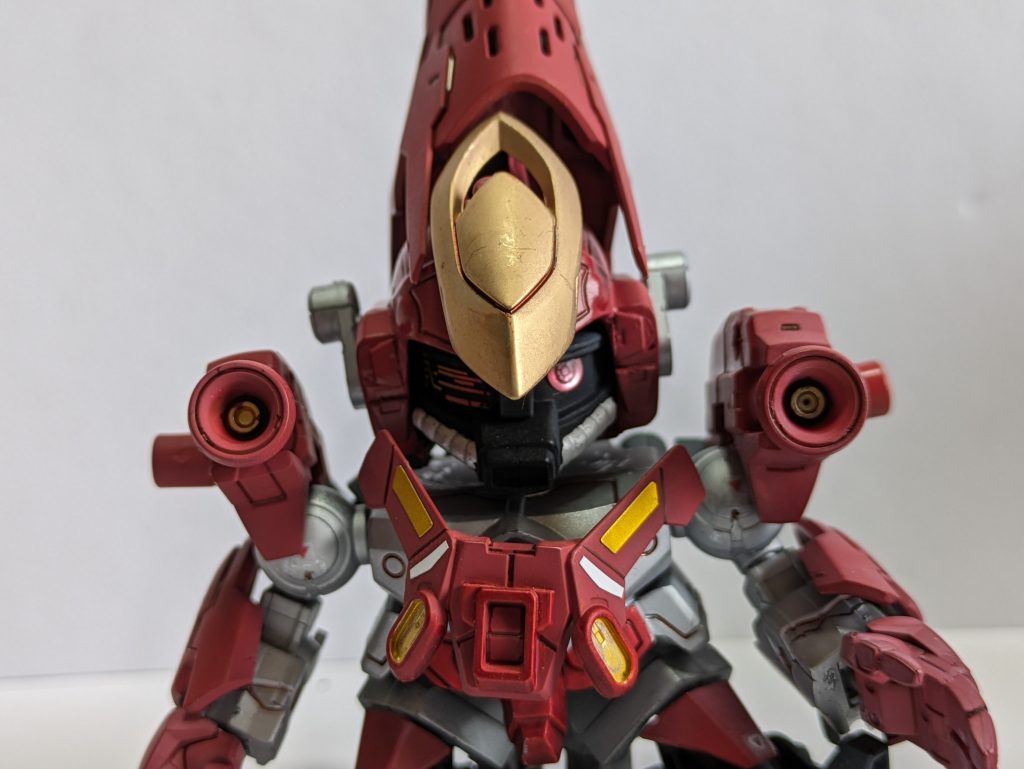 スカイコマンダー素顔スカイコマンダー本来の顔はザクタイプ彼自体は実はD−2プラントで作られた下級兵士だったが、プラントを機動させ自らをガンダムタイプに改造したこれはグランが高性能なガンダムタイプであるため、彼の相棒となるモノがガンダムタイプで無いといけないという感情から常にガンダムの仮面を付けているそういう意味では二重のマスクコマンダーとも言える フェイス部分はネオジムで接続してますこれは元祖のマスクコマンダーがマーク2とにせマーク2にフェイスパーツを替えて変更出来るギミックのリスペクトです(リスペクトかな··· 以上マスクコマンダーヴルードでしたちなみに名前のヴルードはブルーダーだとちょっと語呂が悪いのでヴルードにしました御回覧ありがとうございました!