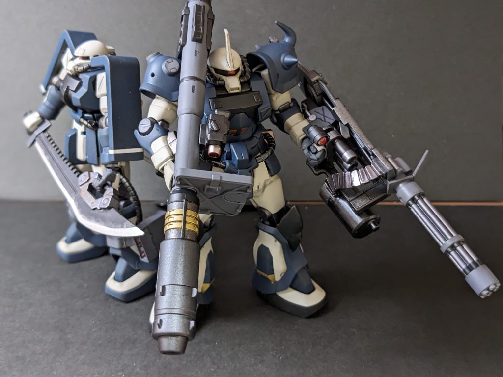 MS小隊イメージ。Ｆ2ザクと記念撮影