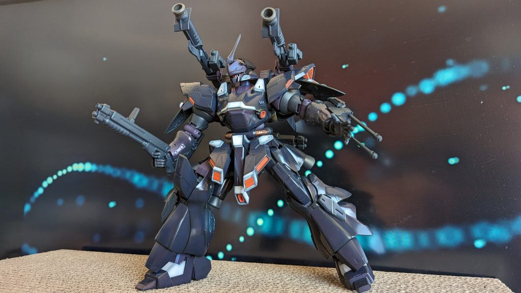 ただ「黒い機体」って個人的には塗装が難しいなぁってアレで、造形の格好良さが引き出せてるか疑問なんですが。まぁ格好いいから良いかｗ