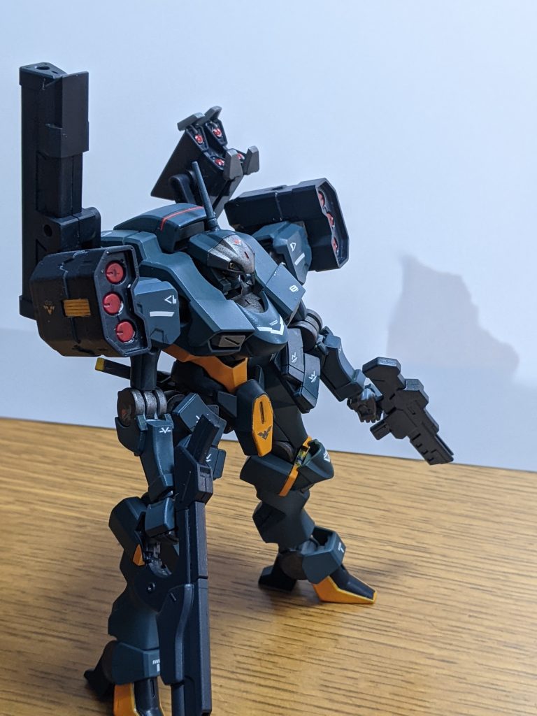 仮組みしてあまりの渋さにモチベが良い意味で下がってしまい、すぐ出来上がりました。