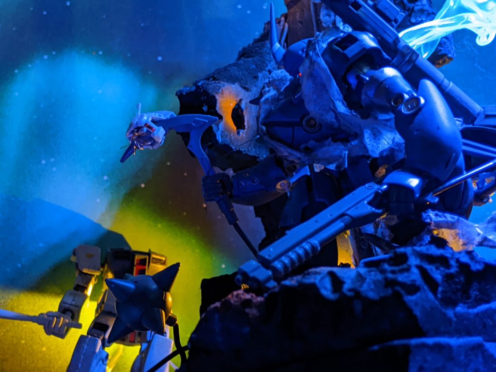 っと…まぁこんな話だったのさ。だが幸い、それは夢だったらしいぜ。本当に酷い夢だよな。…………本当に…………    そ　れ　が　現　実　に　な　ら　な　け　れ　ば　生　き　て　た　は　ず　の　に　…　。