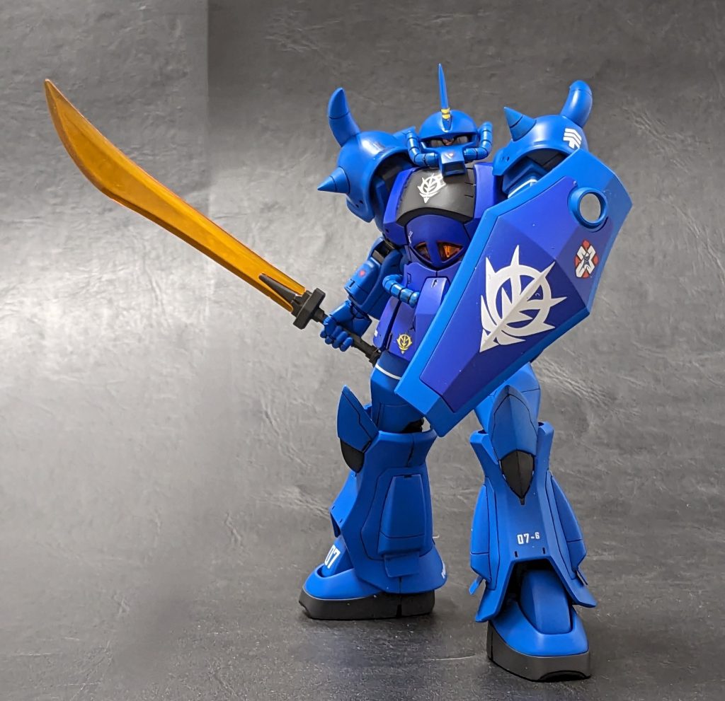 今回の目的はラル大尉殿専用グフを作る。スジ彫ちょっと追加で、自家製デカールを貼ること。