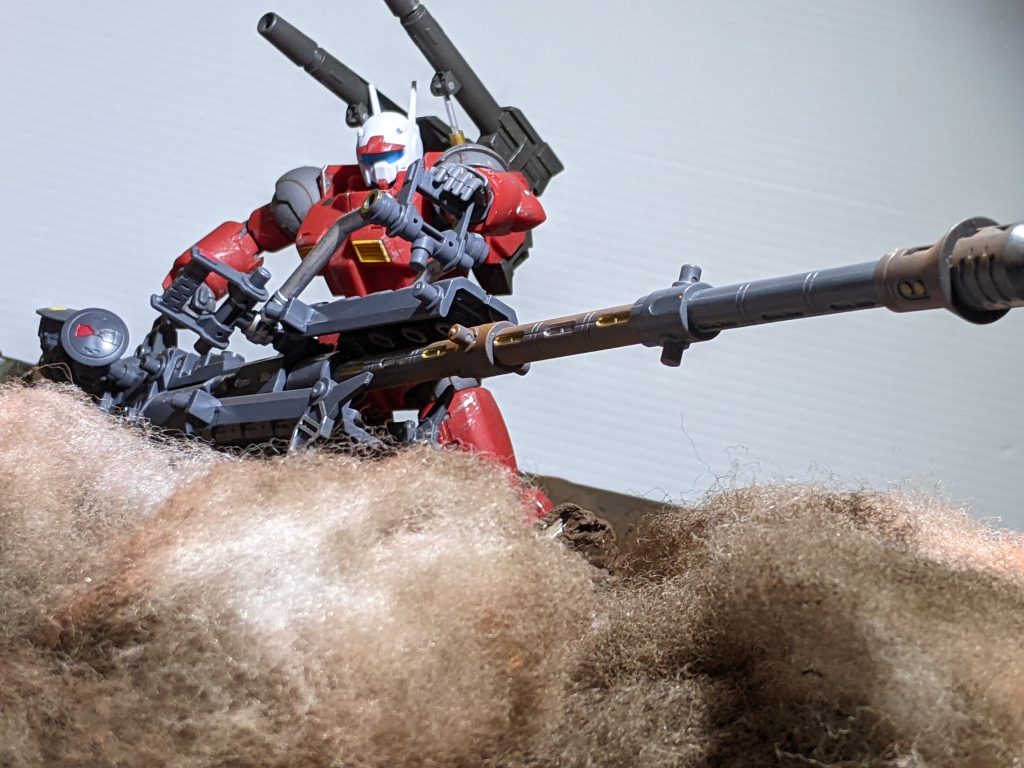 カイ:「さて、出てこい〜ジオン野郎…。」