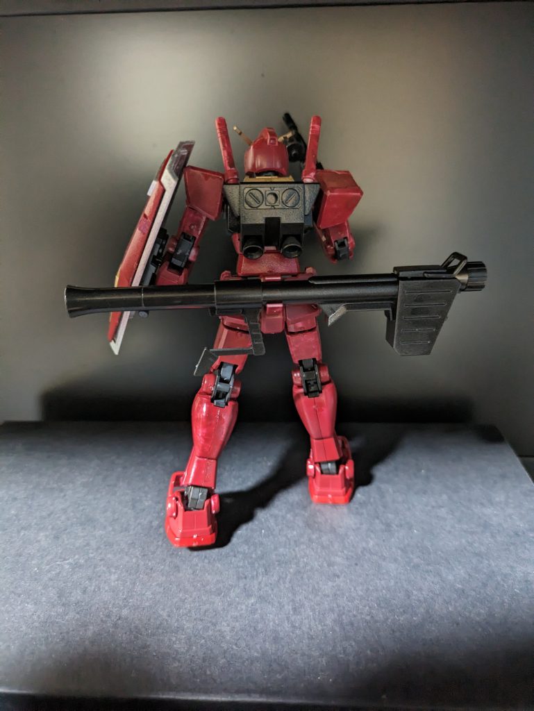 紅いガンダム–3枚目/制作者：low