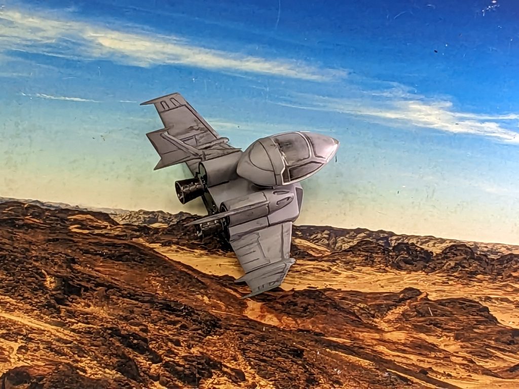 生産数が一年戦争末期かつ物資不足とあって生産数は38機、他のドップの改造を含めると49機と少なくガウの護衛すらままならないほどに深刻な状況を打破出来なかった。加えて、火力不足もありライバル機であるトリアーエズやフライ・マンタとのドッグファイトに大きく劣る結果となり生還率が異様に低かったとされる。