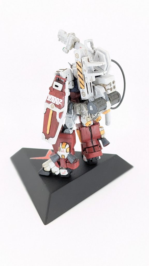 アムロ「このガンダム、すぐにでも持って帰るぞ!」オクトバー「ええ、もちろん。細かい調整はそちらでお願いします。」チェーン「大尉が許してくれたから見逃しますけど、今回のこと覚えておきなさい!」オクトバー「…はい。(納期10日も早めておいて…ちっくしょーーー!)」