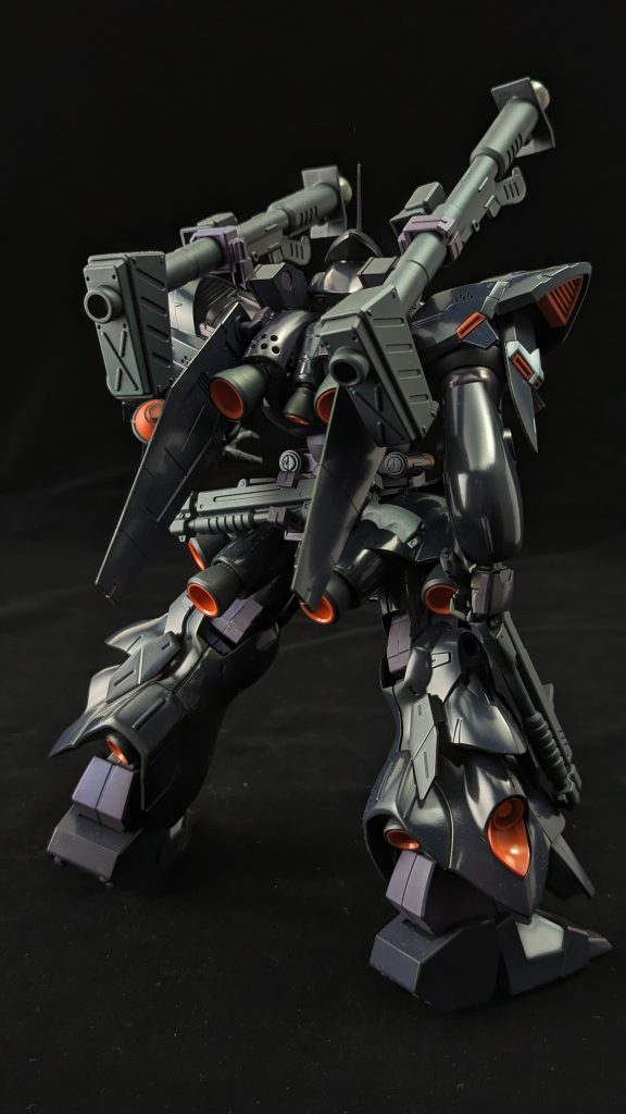 たまには息抜きにサクッと格好いいガンプラ作るのもイイネ。