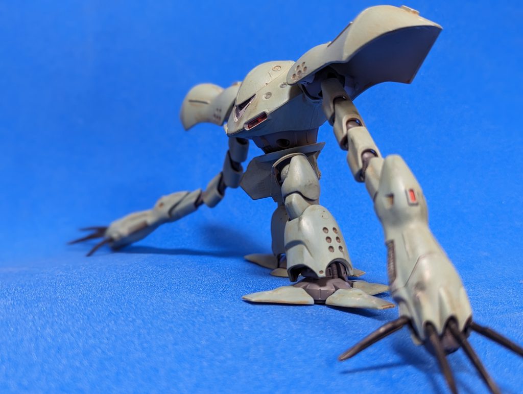 手が長いので一眼レフカメラで撮るともっと迫力が出るなこれわ