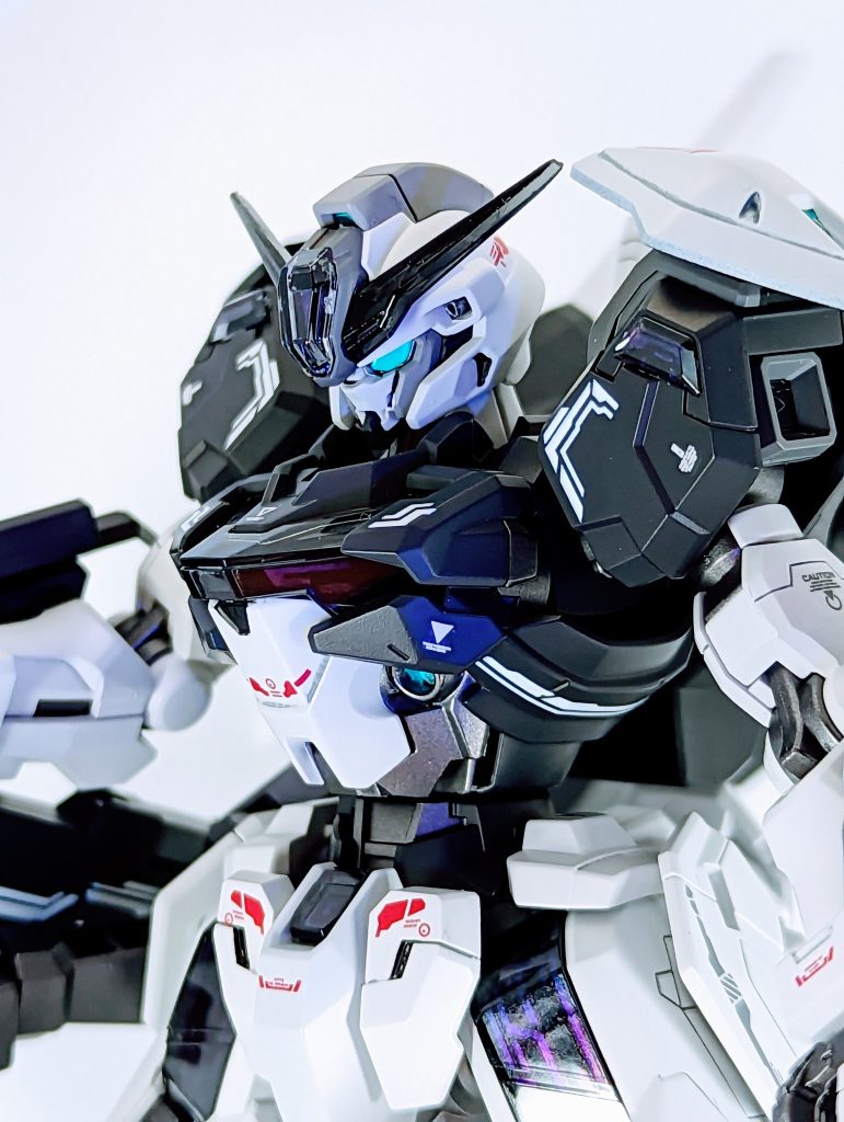 劇中ではキャリバーン含め他のガンダムにも、もう少し活躍して欲しかっただけに【水星の魔女】の続編が発表されたら嬉しいんですけどね。最後までご覧頂きまして、ありがとうございました。