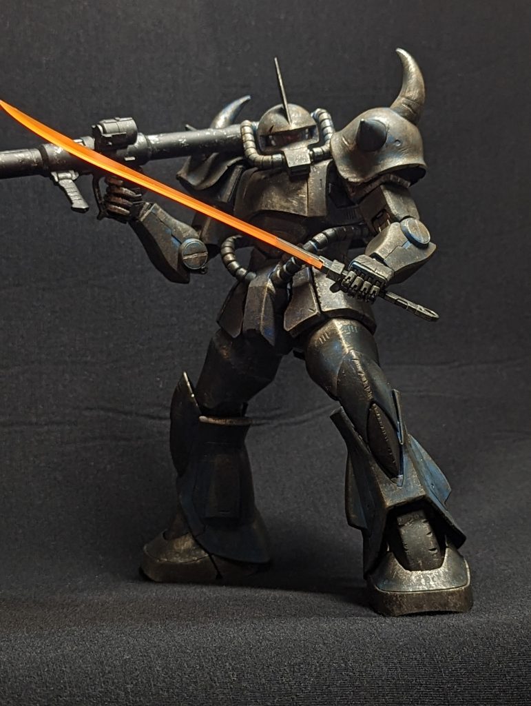 ザクバズーカも構えてみました。