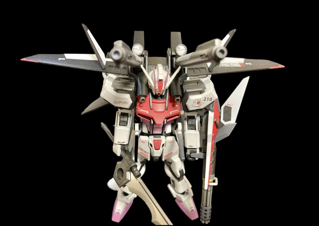 羽根は少しだけ削り込んで薄くしてます。