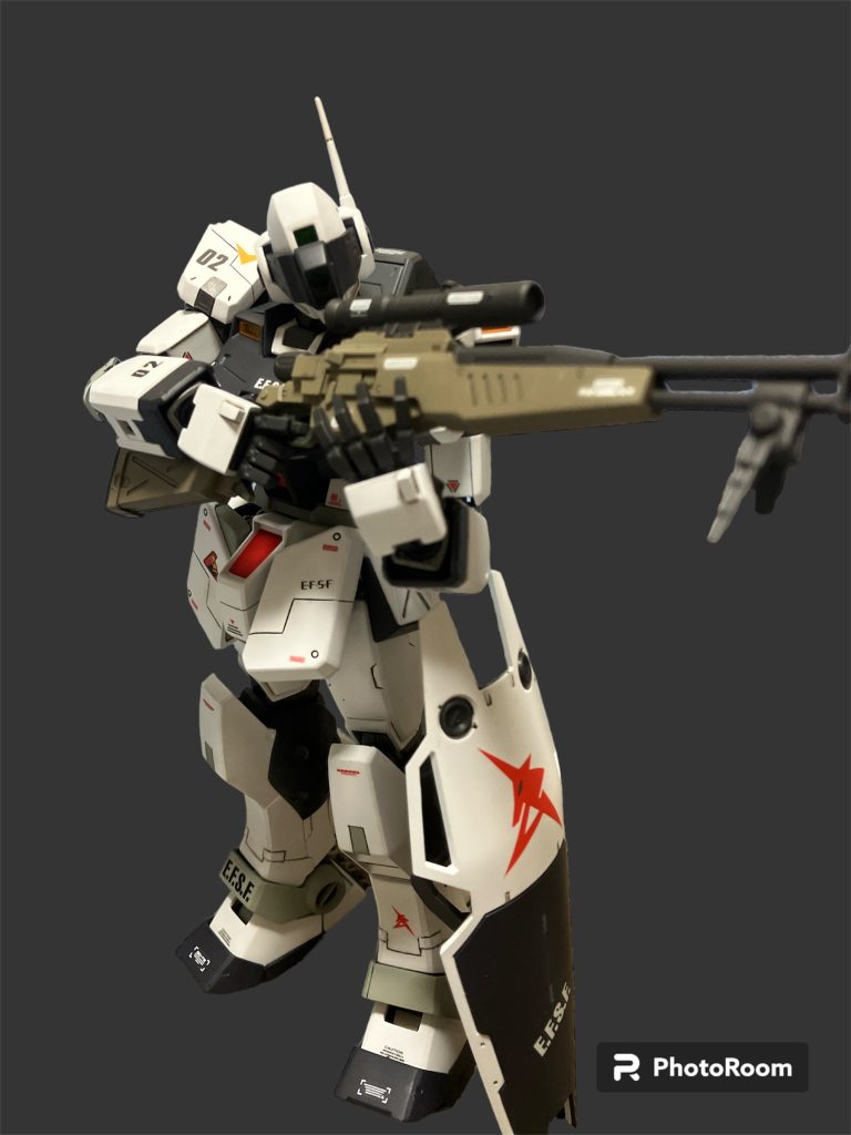 余っていたアムロデカールど真ん中に使いました