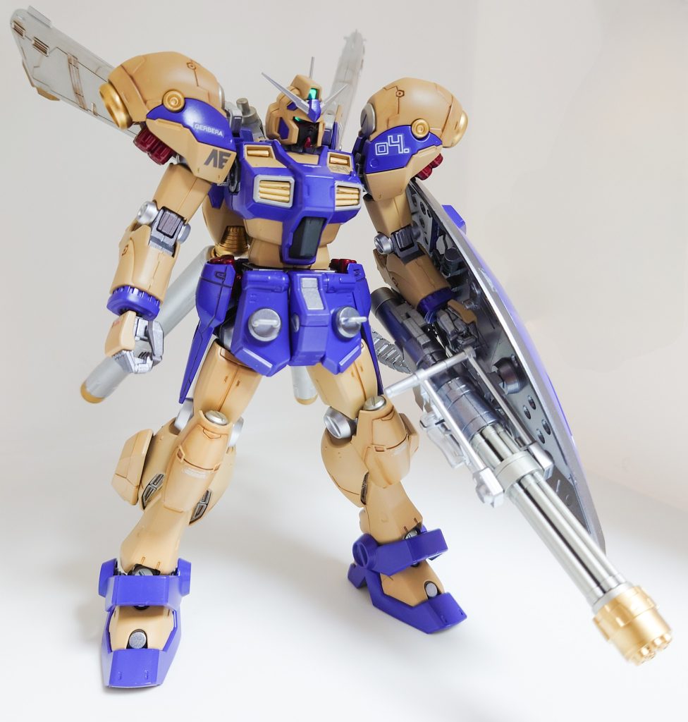 機体カラーリングは、ゲルググマリーネ(シーマ専用機)を参考にしております。