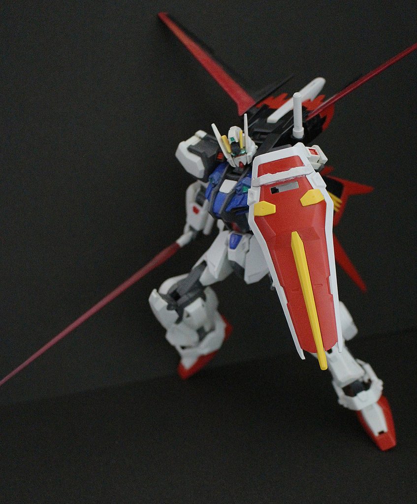 GAT-X105C ストライクヴァリアス:RE–3枚目/制作者：ゼリード・メサ