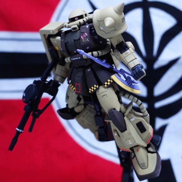 　1/144 RG ブレニフ・オグス専用ザクⅡ　