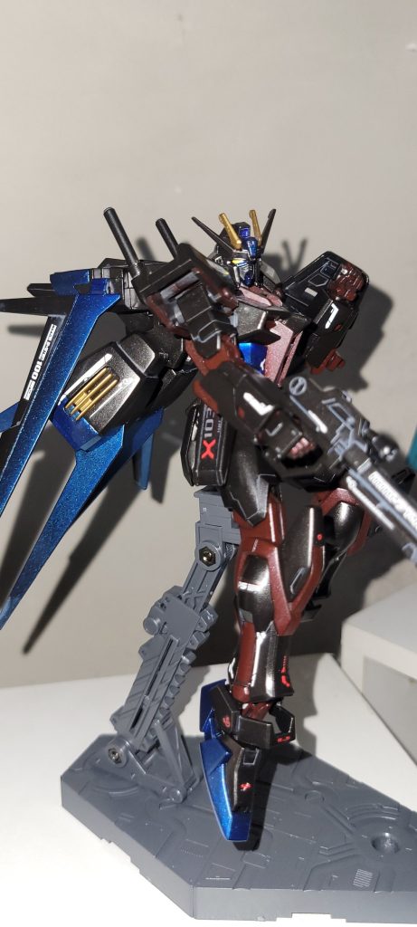 エールストライクガンダム-ザフトver-–3枚目/制作者：@torozasexxiii