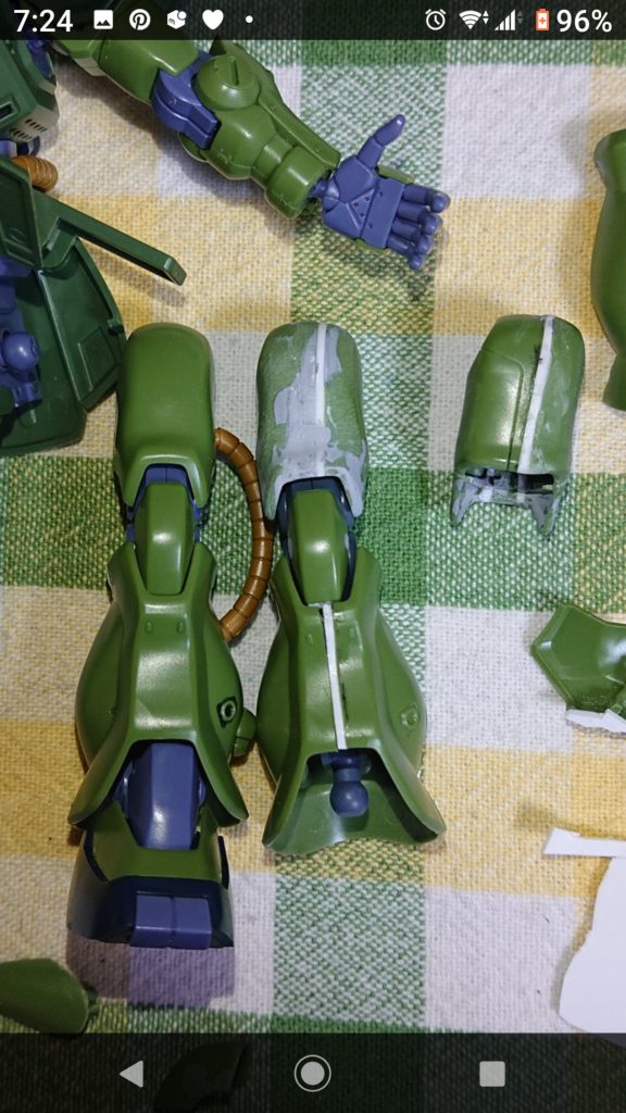 ノコでガリガリ切ったよ