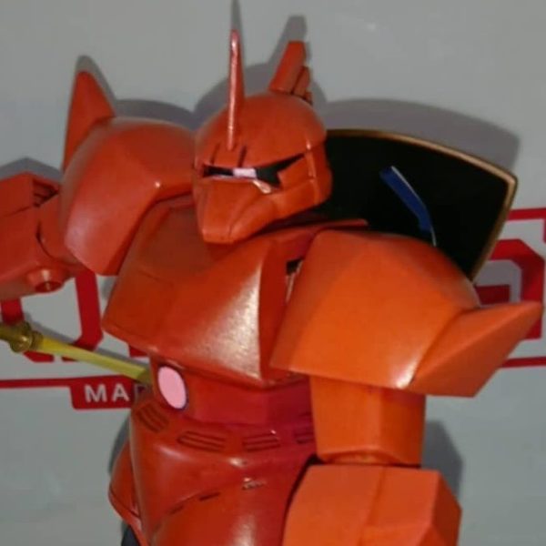 シャア専用ゲルググ