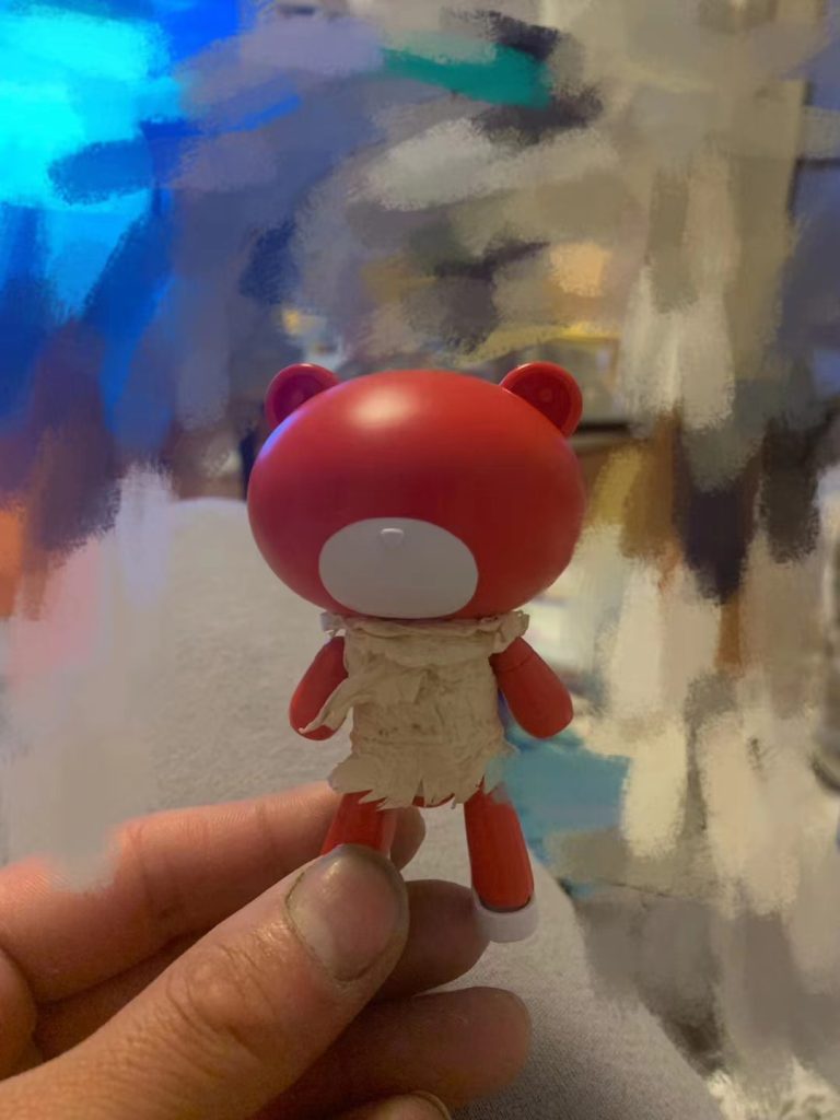 トイレットペーパーとラテックスからコートを作る