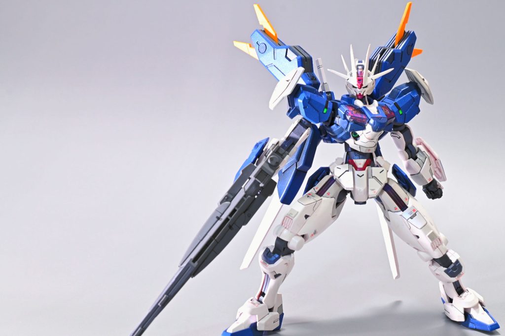 明るめややポージング