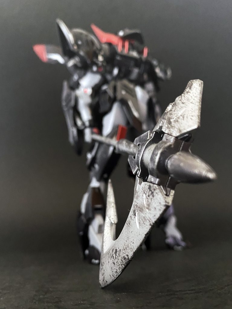 派手目に汚して使い込んだ感じに。