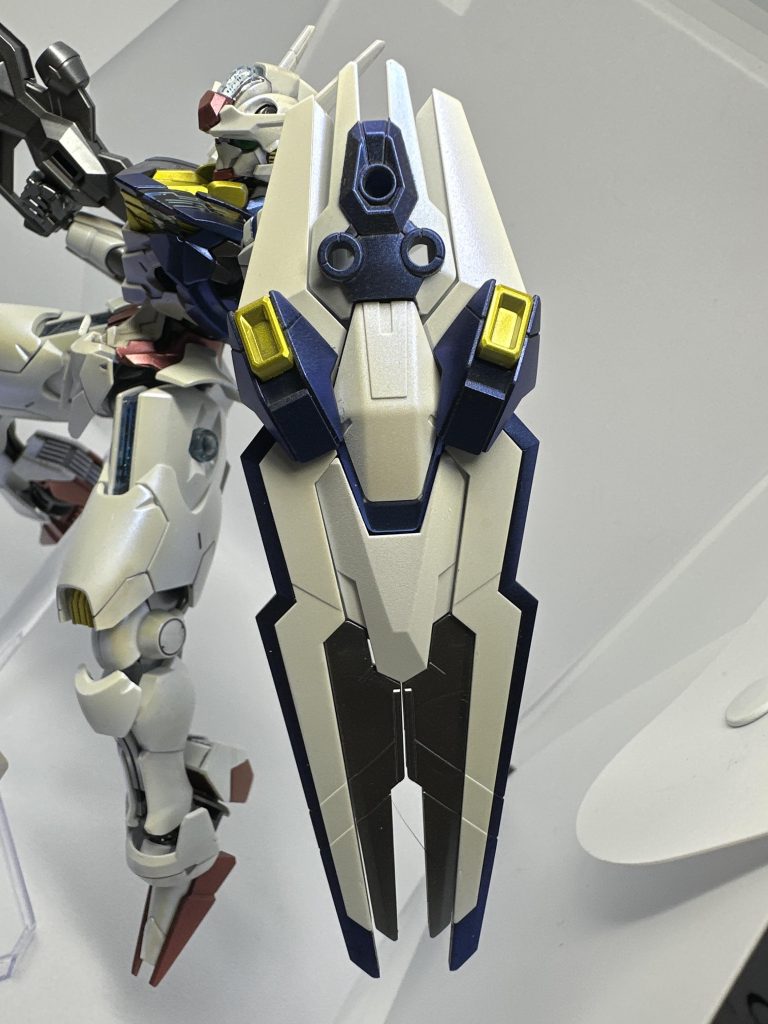 諸先輩がたのやり方を見てなるほど!となったのがマーキングシールでマスキングする。ということでやってみました。目から鱗のマスキング作業でした。