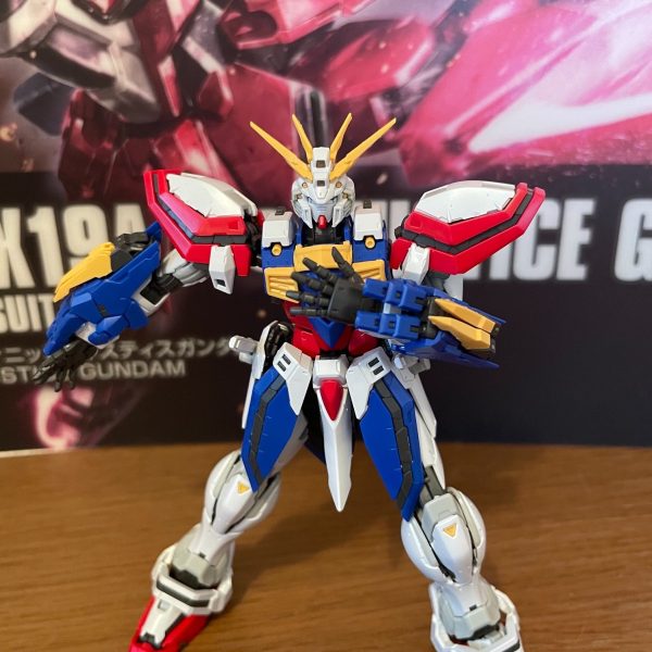 ゴッドガンダムの本体が完成！ここからはコアランダーを作ってウェザリングをしていきます！。（1枚目）