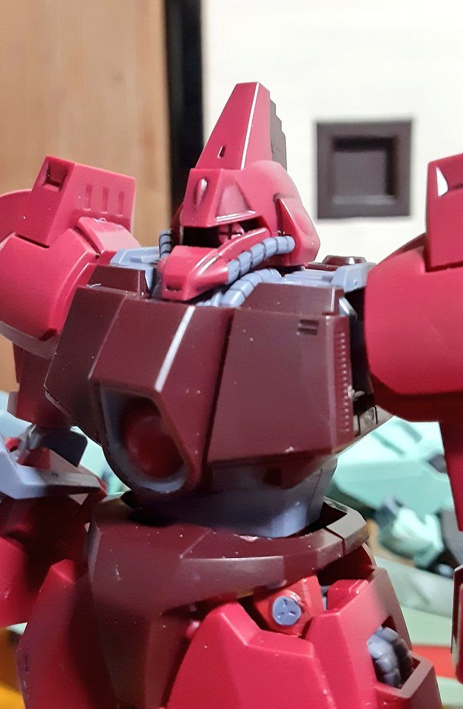 モノアイ可動。左右のどちらでも可能です。