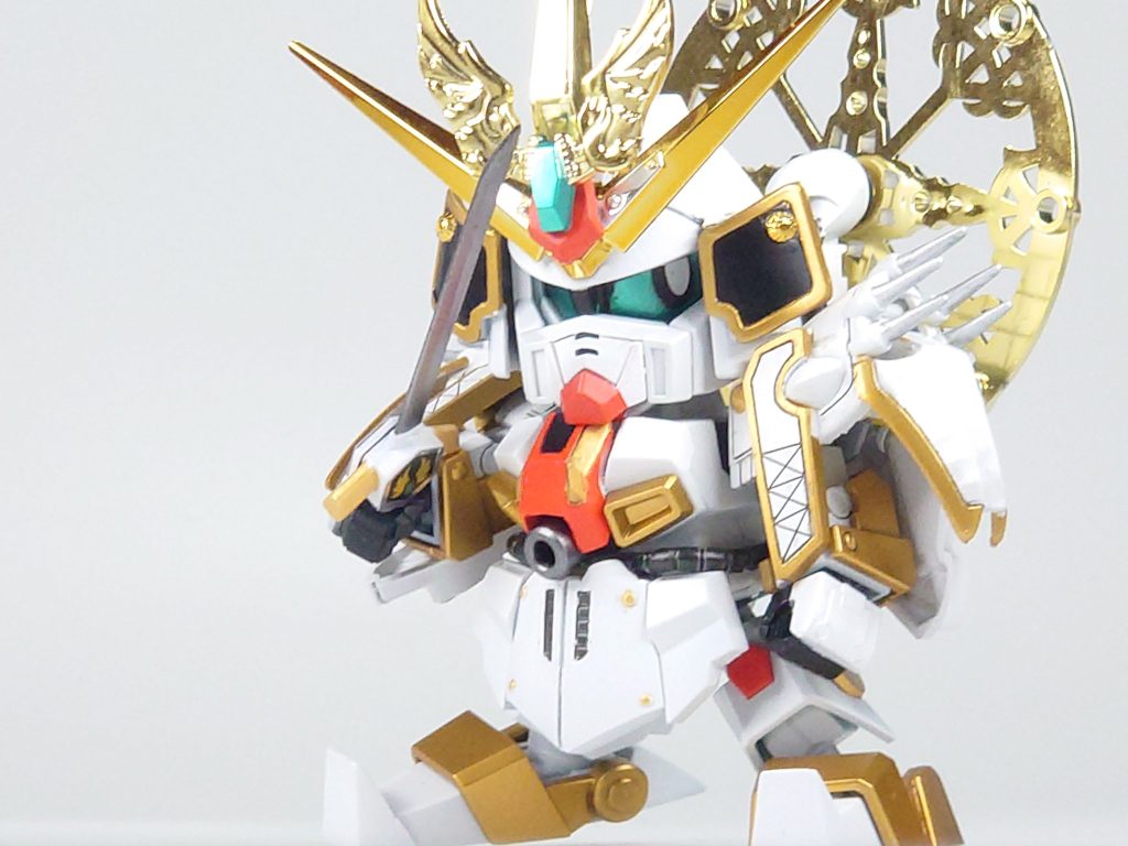 サイドから流し目で