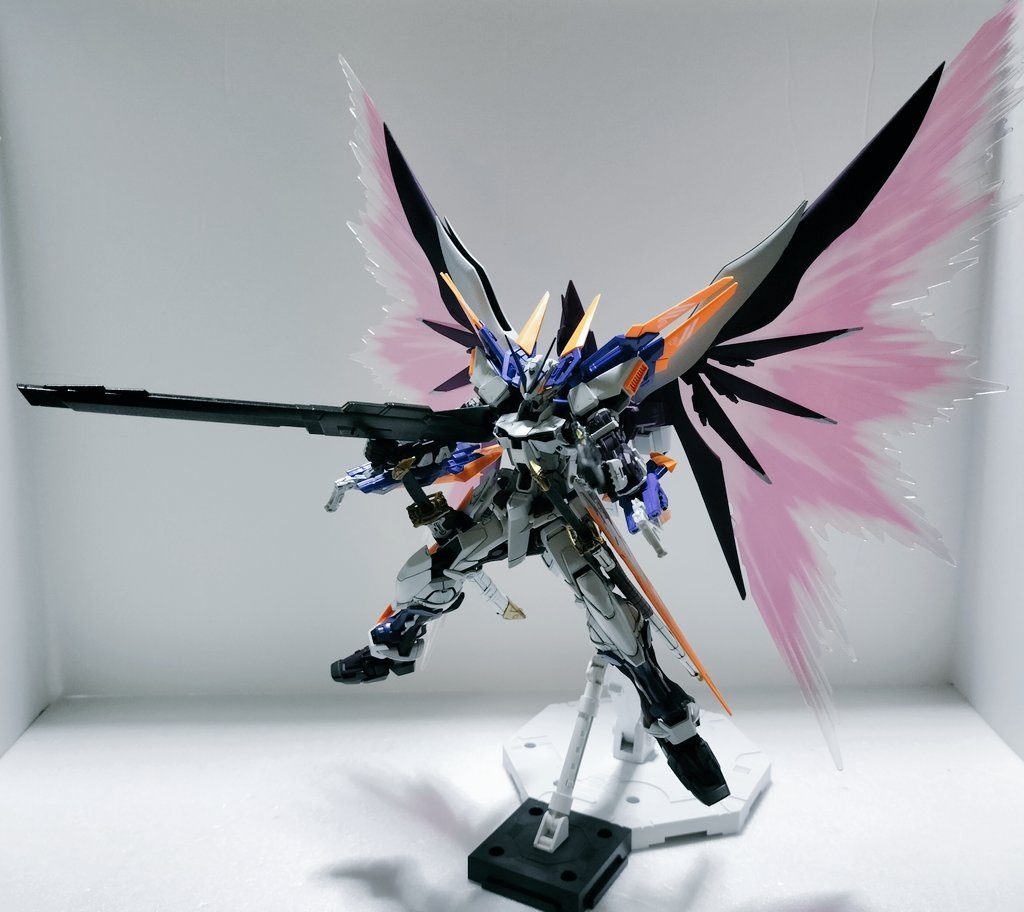 制作工程では無いですが何枚か動かしたのを追加します 