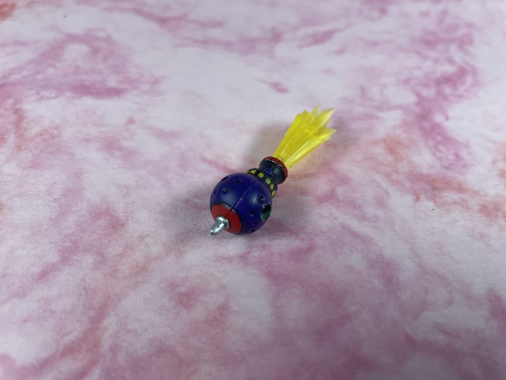 ビットには余ってたエフェクトパーツを接着。