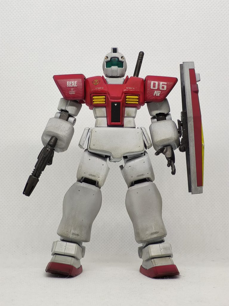 塗装して、デカール貼って、少しだけウエザリングして完成