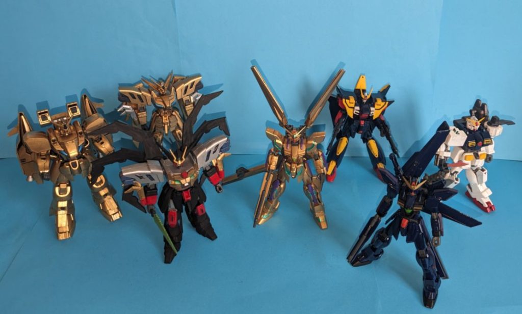 ついでにガンダムX系ガンプラも集合!こっちも金色率高いな!?
