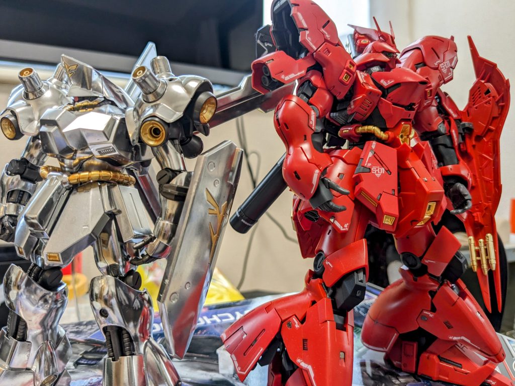 せっかくなのでRGサザビーを添えて。