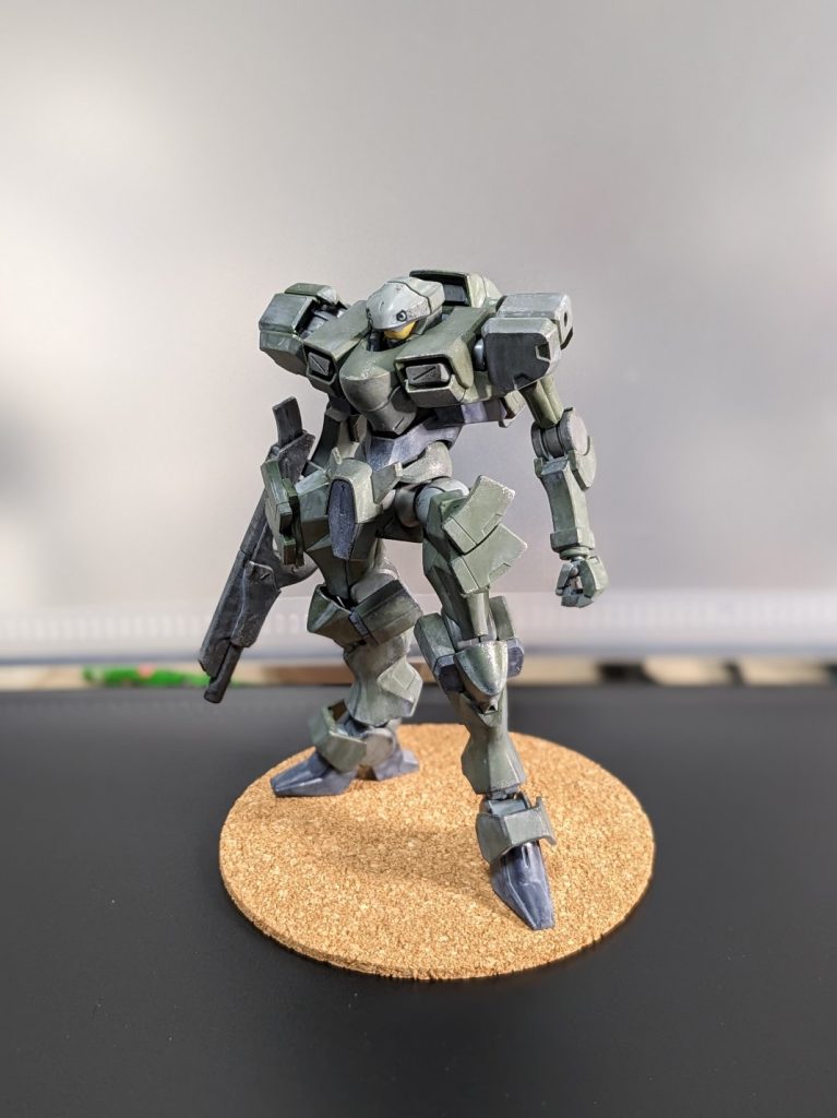 ウェザリングだけしてます。この後ヴィネットにセットして影色と光色を加えていきました。