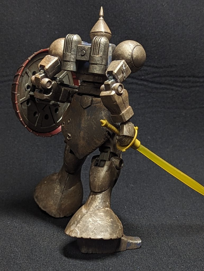 白兵戦特化って潔いのやら、シールドにはミサイル内蔵してるは、誘爆しちゃいますよね(笑)