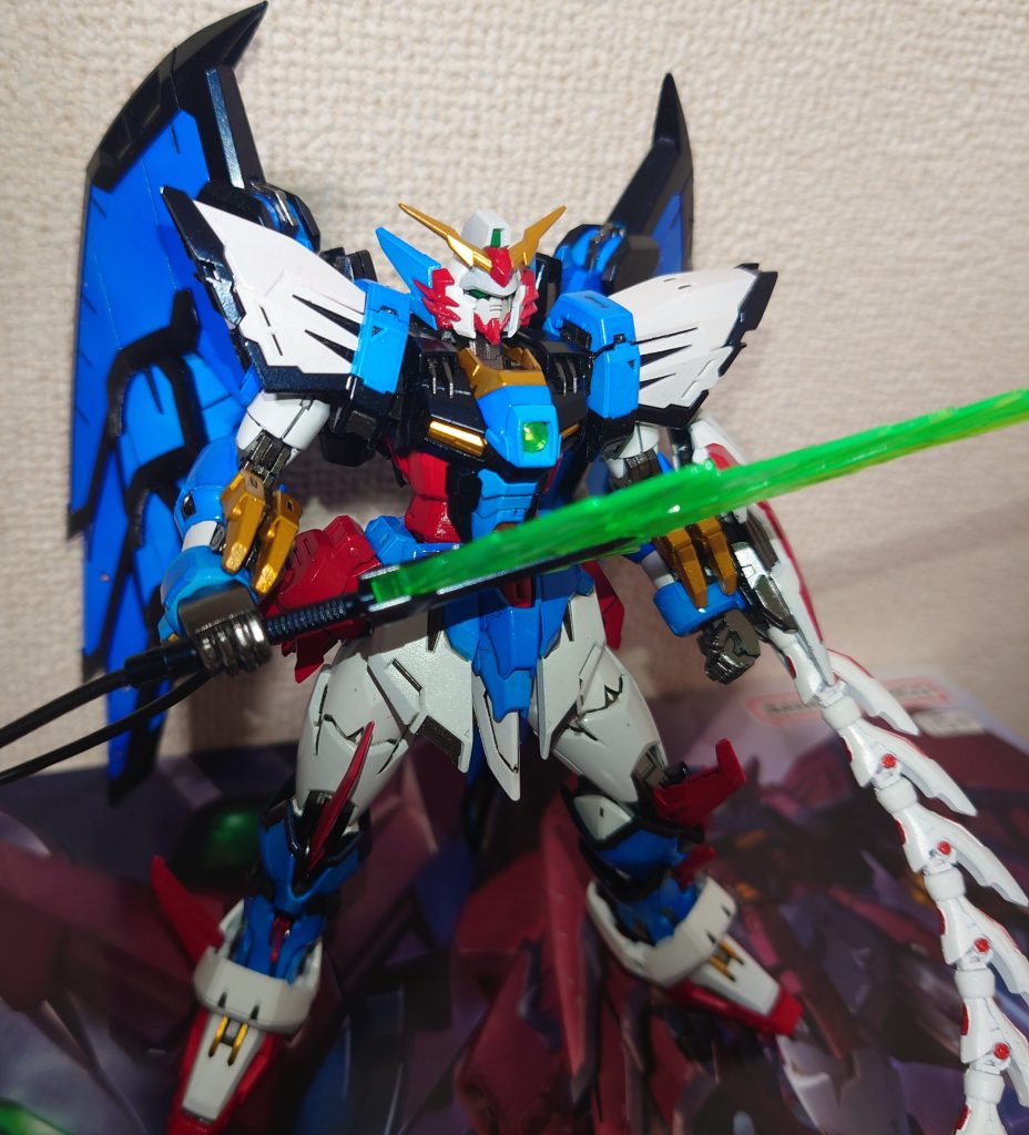 おもちゃ感凄いと言うか、別のアニメのロボット感。