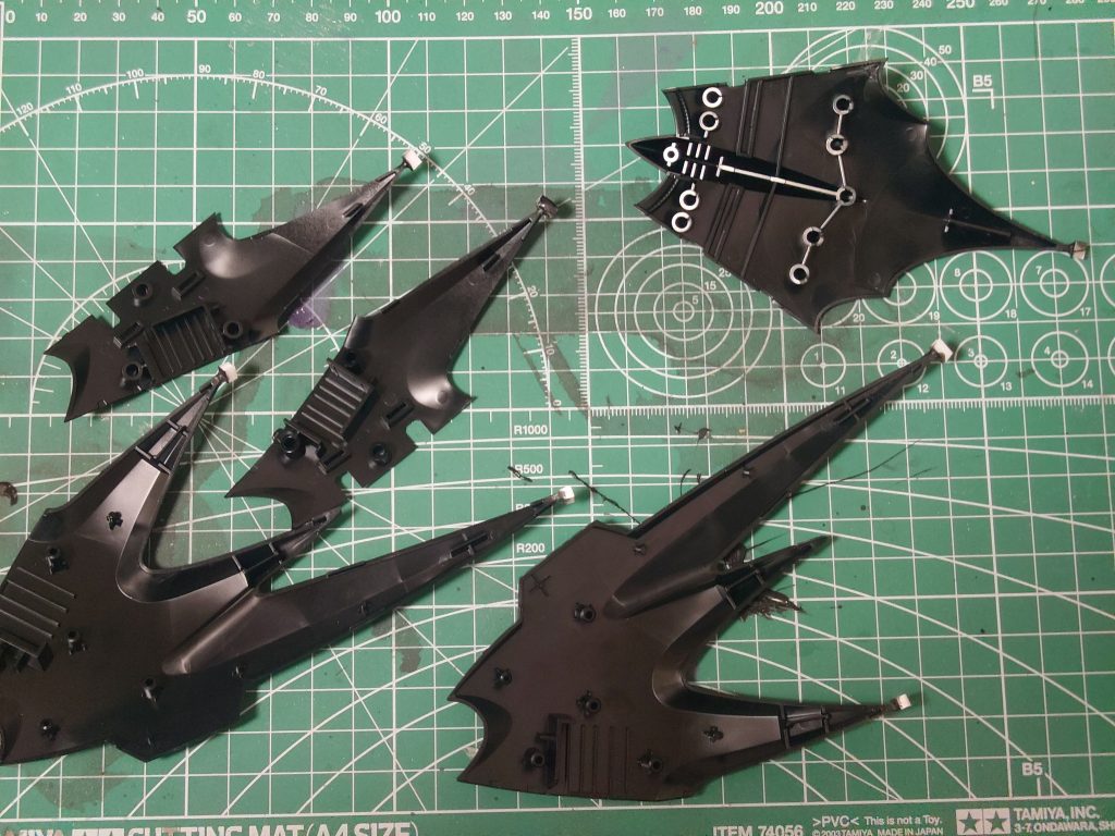 アクティブクロークのシャープ化が1番骨が折れる作業でした、、、!完成した時のカッコ良さを見てやって良かったって心から思えました。