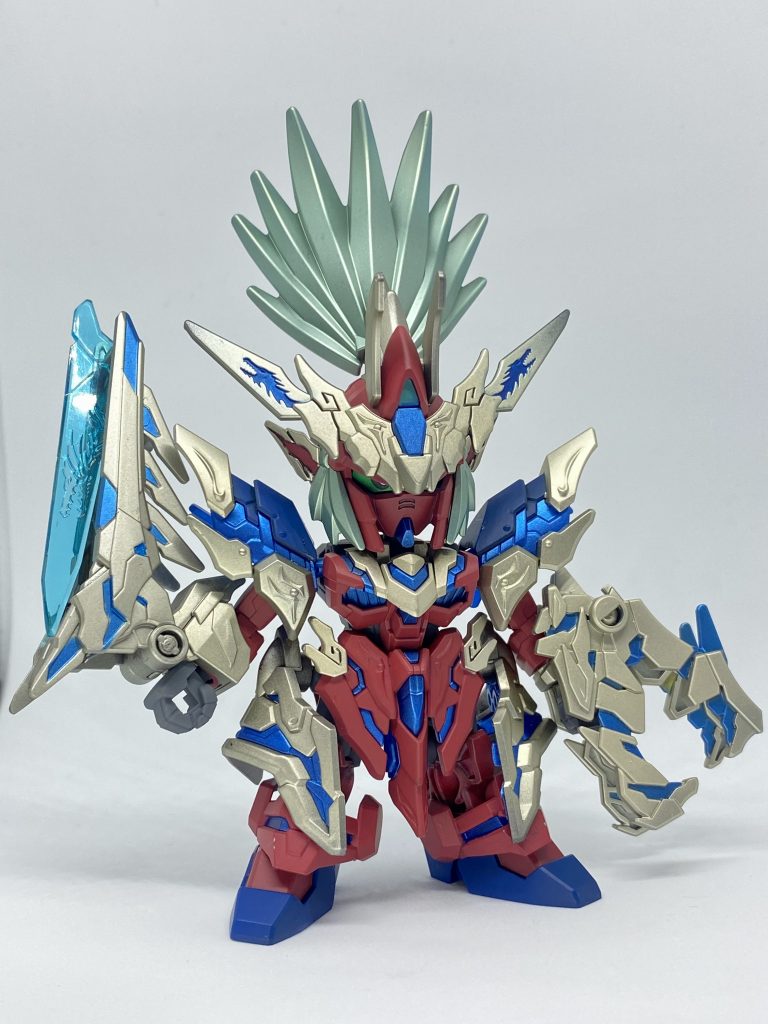 今回、ゴールドにはガイアのスターブライトシャンパンゴールド赤はガイアのヘキサレッドを仕様しました他は色々と調色してます。