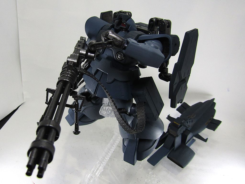 ムサイで突撃した後、拠点内に突入するイメージ。