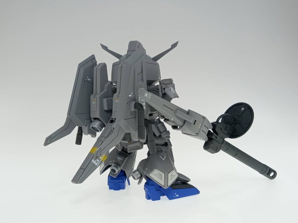 ライフルにはSDゼータのシールドを付けてそれっぽくしてます。