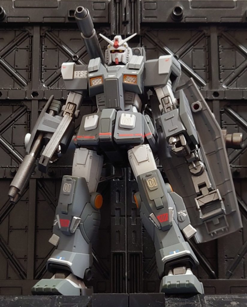 久しぶりの連邦機体です!大好きなフルアーマーガンダム。MSV世代の私には堪らないキットです!プレバン限定なのが勿体無い位、素晴らしいキットだと思います✨…制作中にもう一個追加注文したのはナイショ(笑)今回はオリジナルカラーで塗装しました。