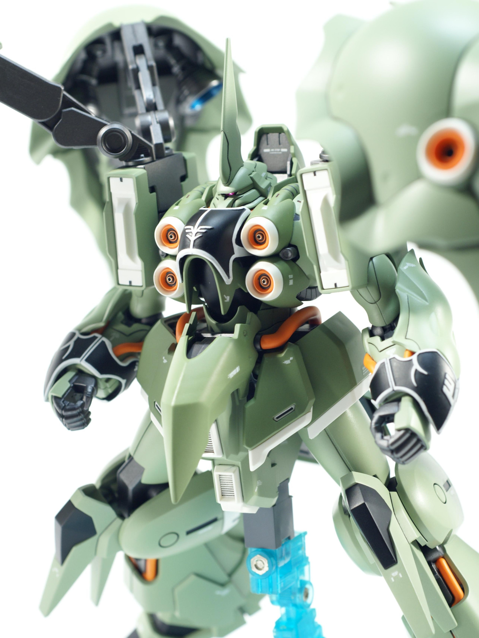 ファッションの ヒガシ アンクシャ クシャトリヤ 1/144 HG プラモデル